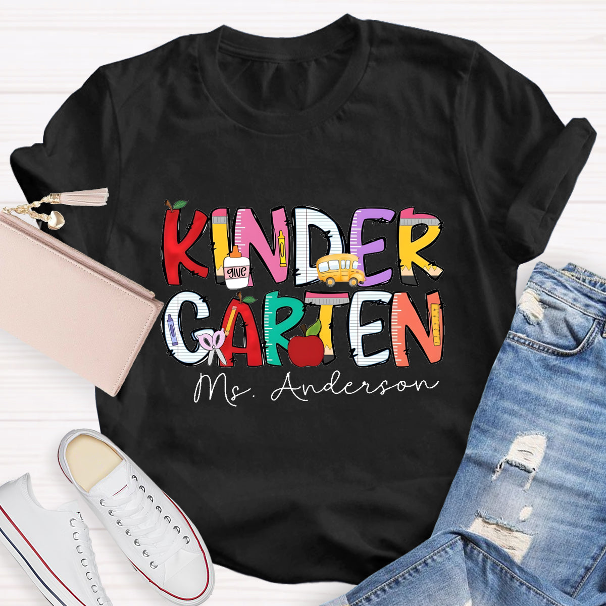 Personalized Kinder Garten Teacher's Name Apple Printed T-shirt