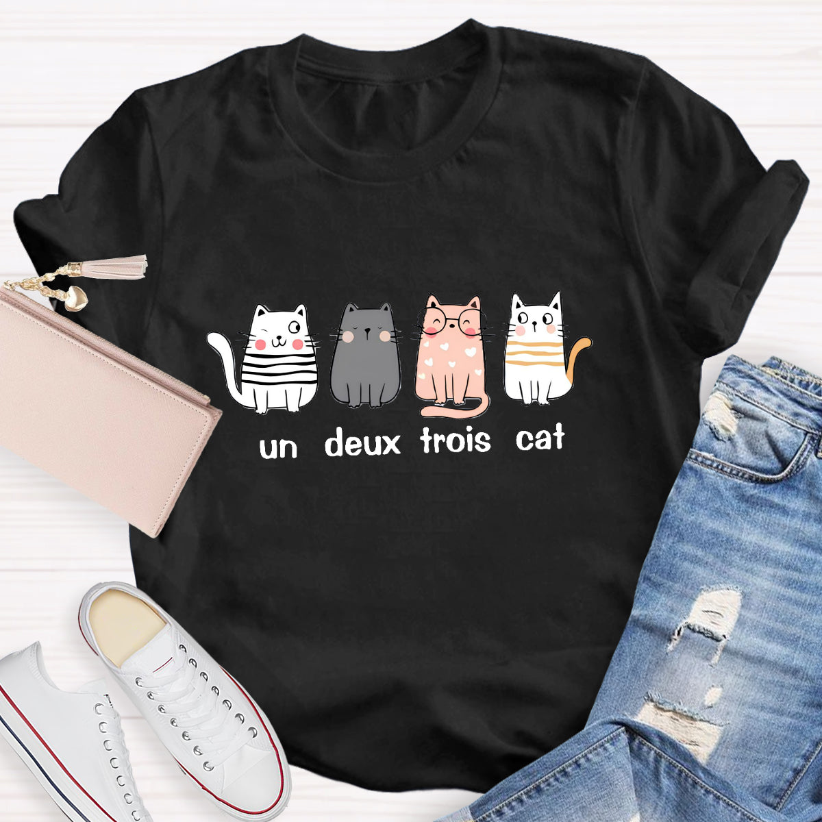 French Cat Un Deux Trois Cat French Teacher T-Shirt