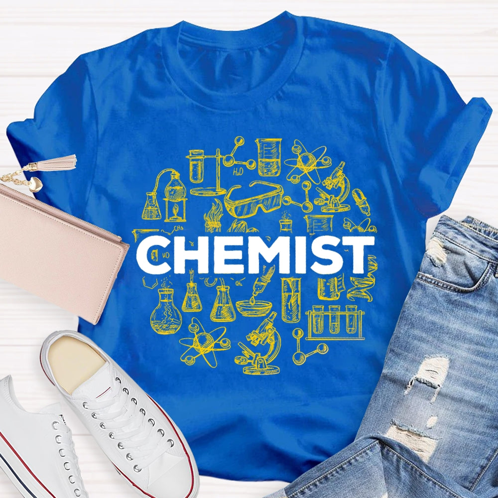 Chemical Experiment Equipment Including Measuring Cylinder Test Tube Beaker T-shirt