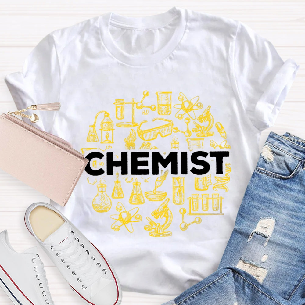 Chemical Experiment Equipment Including Measuring Cylinder Test Tube Beaker T-shirt