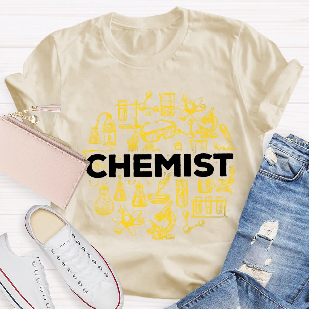 Chemical Experiment Equipment Including Measuring Cylinder Test Tube Beaker T-shirt