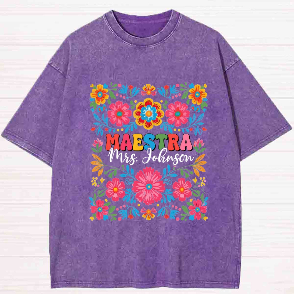 Personalized Name Maestra Bilingual Teacher Flowers Washed T-shirt