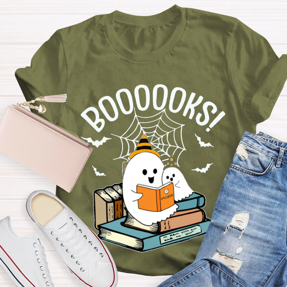 A Cute Ghost Who Loves Reading Funny Halloween T-shirt