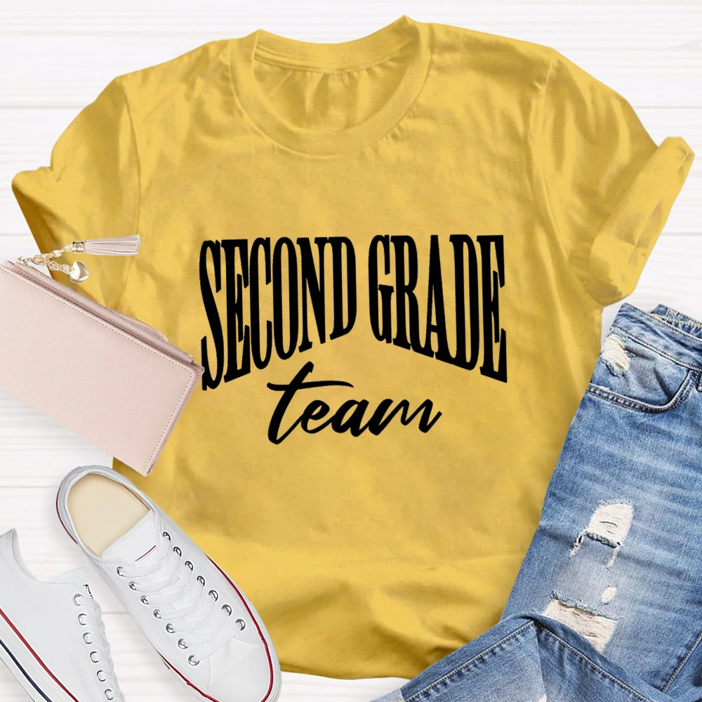 Personalized Grade Second Grade Team Slanted Letter Design T-Shirt