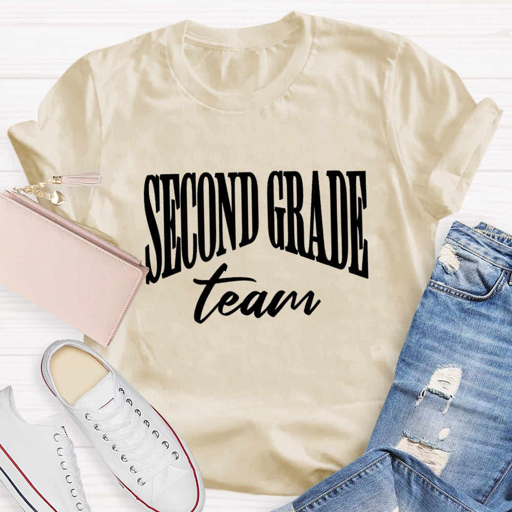 Personalized Grade Second Grade Team Slanted Letter Design T-Shirt
