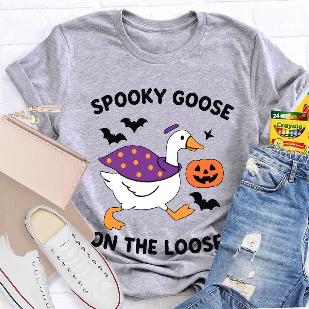 Spooky Goose On The Loose Funny Halloween T-shirt
