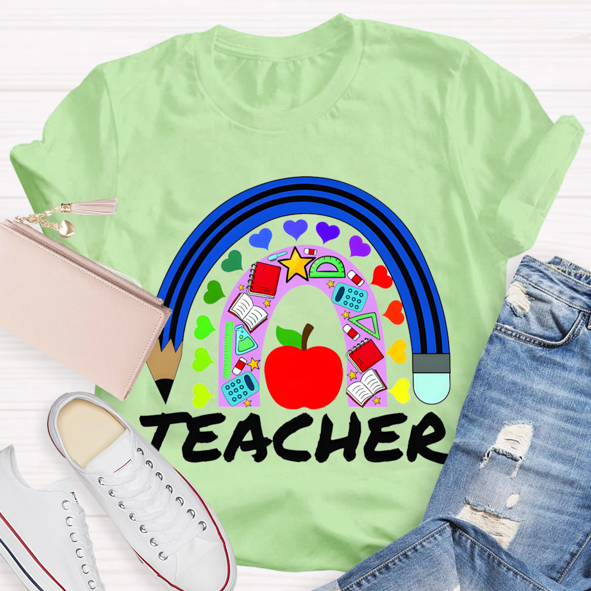 Love Everyone Heart Apple Teacher T-Shirt