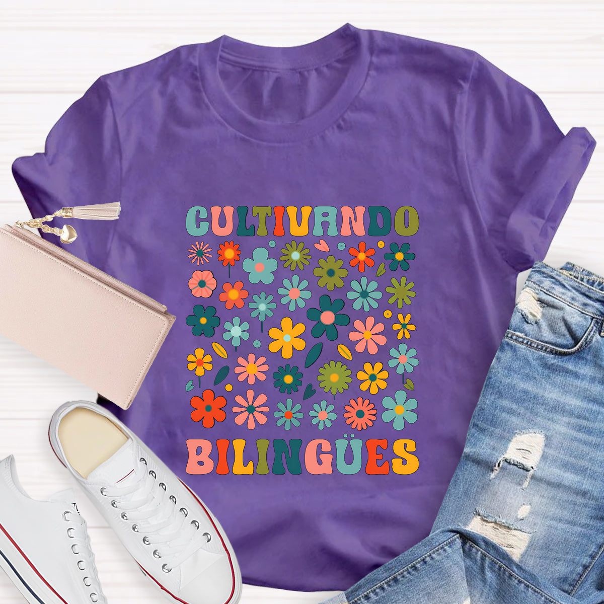 Cultivando Bilingues Spanish Teacher T-Shirt