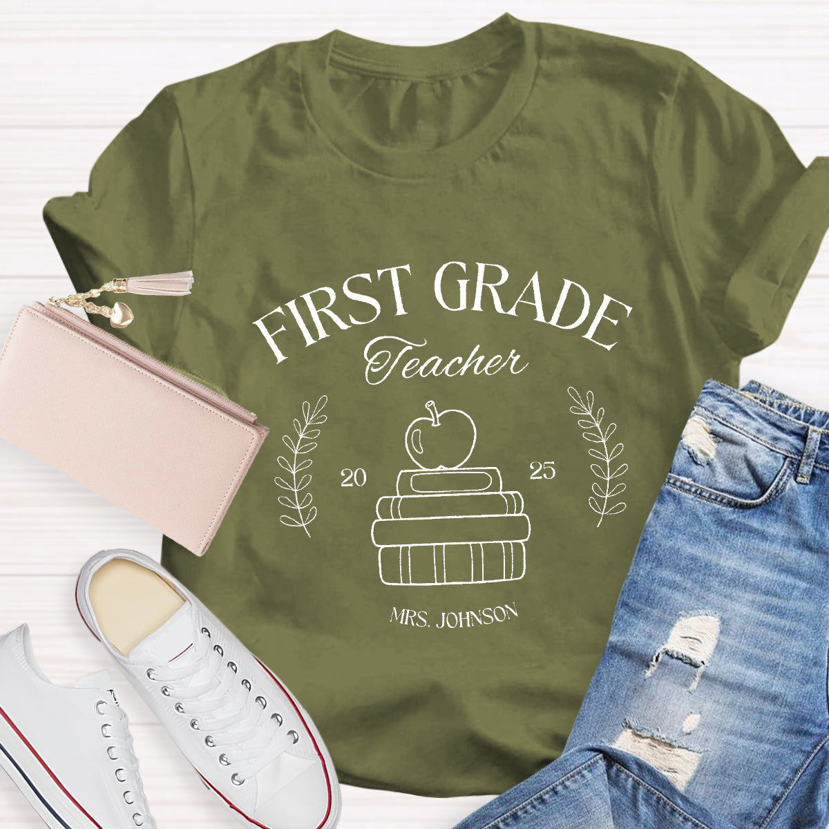 Personalized Grade And Name Books Apple Teacher T-Shirt