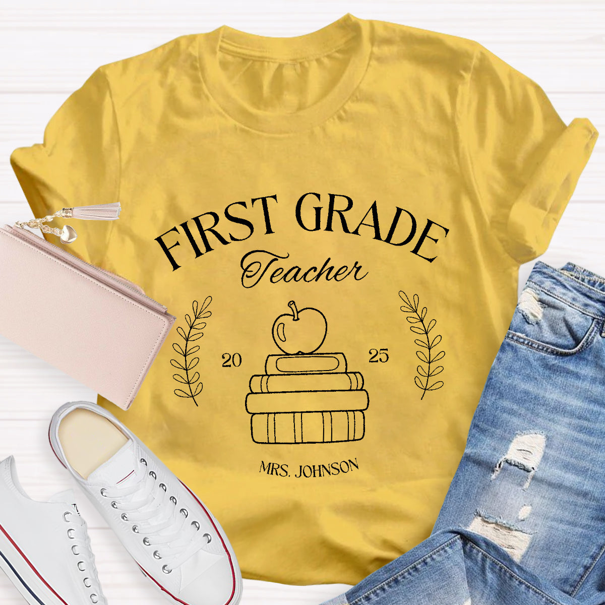 Personalized Grade And Name Books Apple Teacher T-Shirt