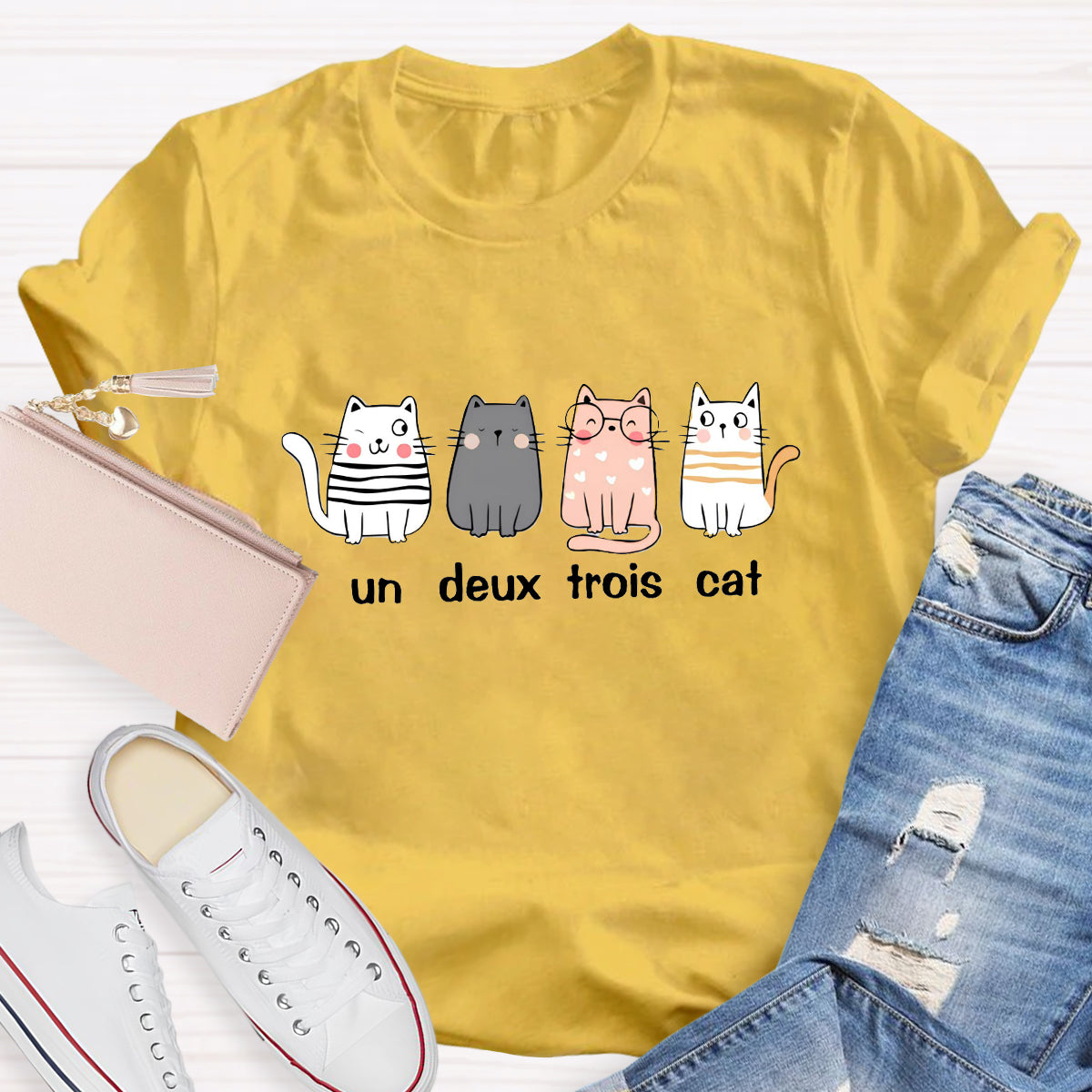 French Cat Un Deux Trois Cat French Teacher T-Shirt