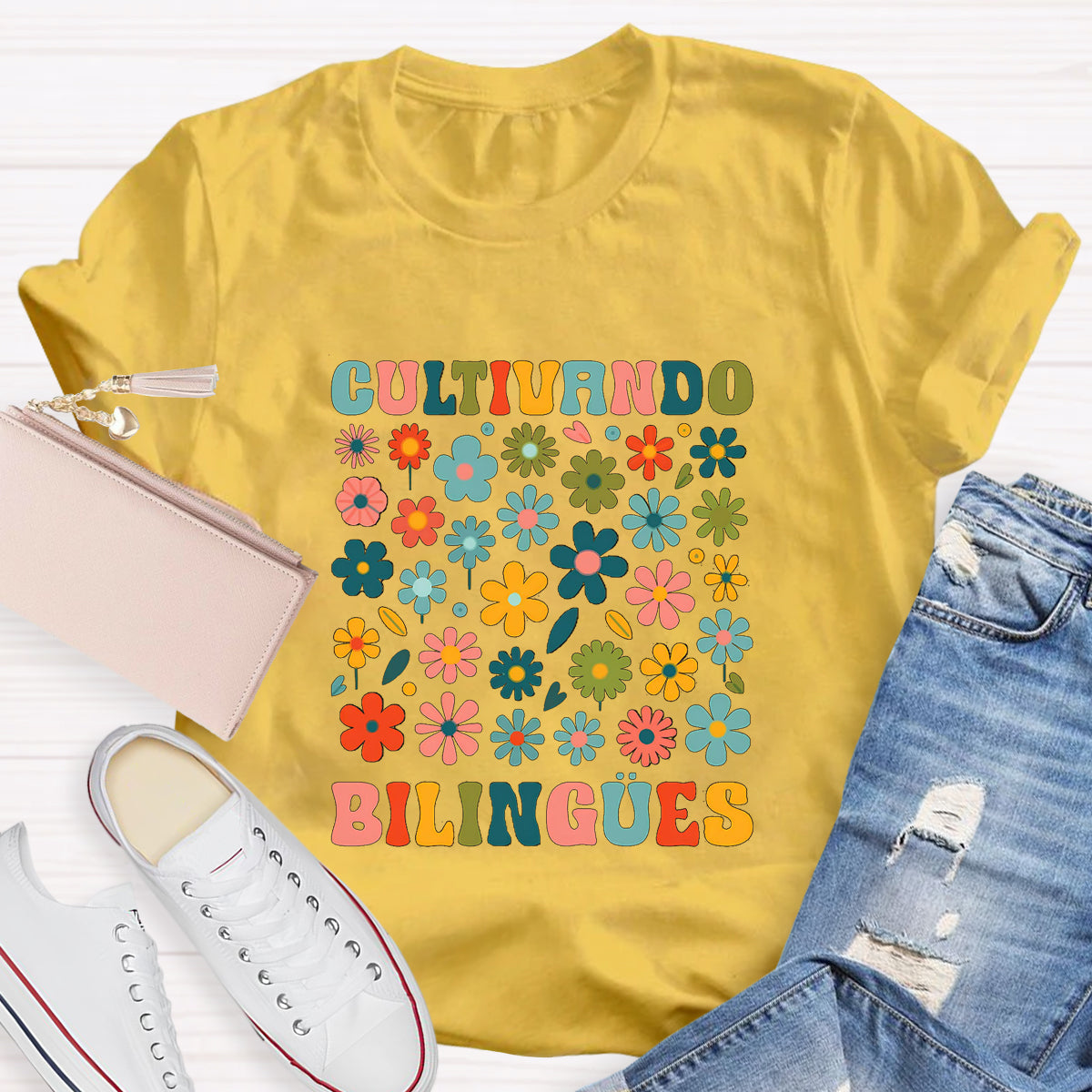 Cultivando Bilingues Spanish Teacher T-Shirt