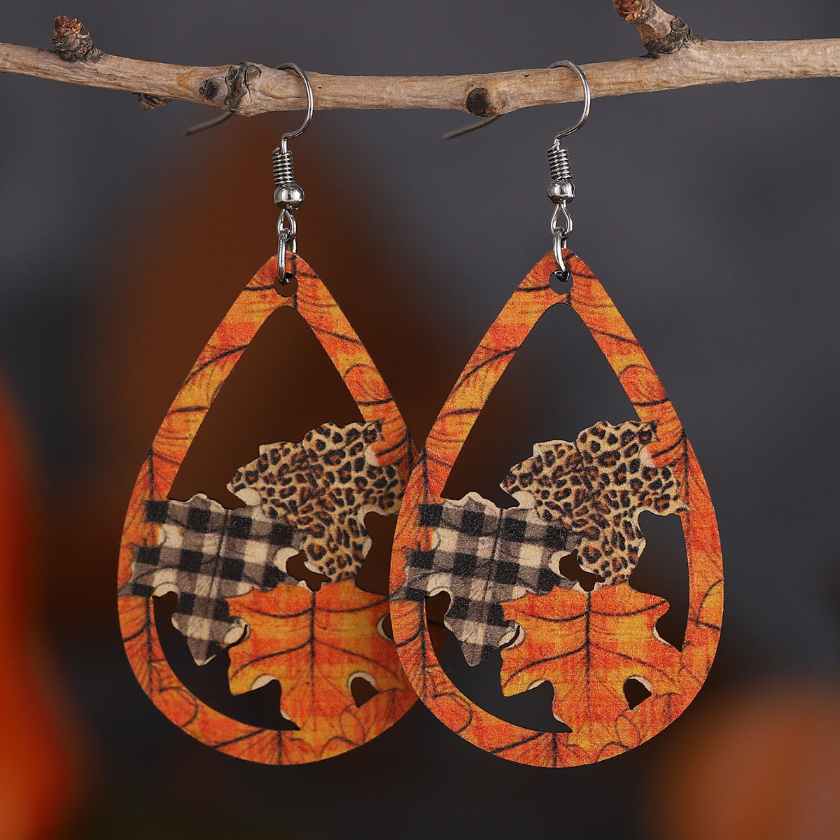 Harvest Leopard Plaid Maple Leaf Drop Pendant