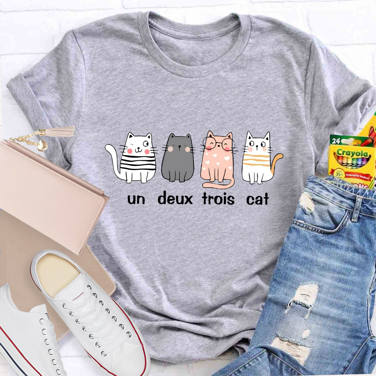 French Cat Un Deux Trois Cat French Teacher T-Shirt
