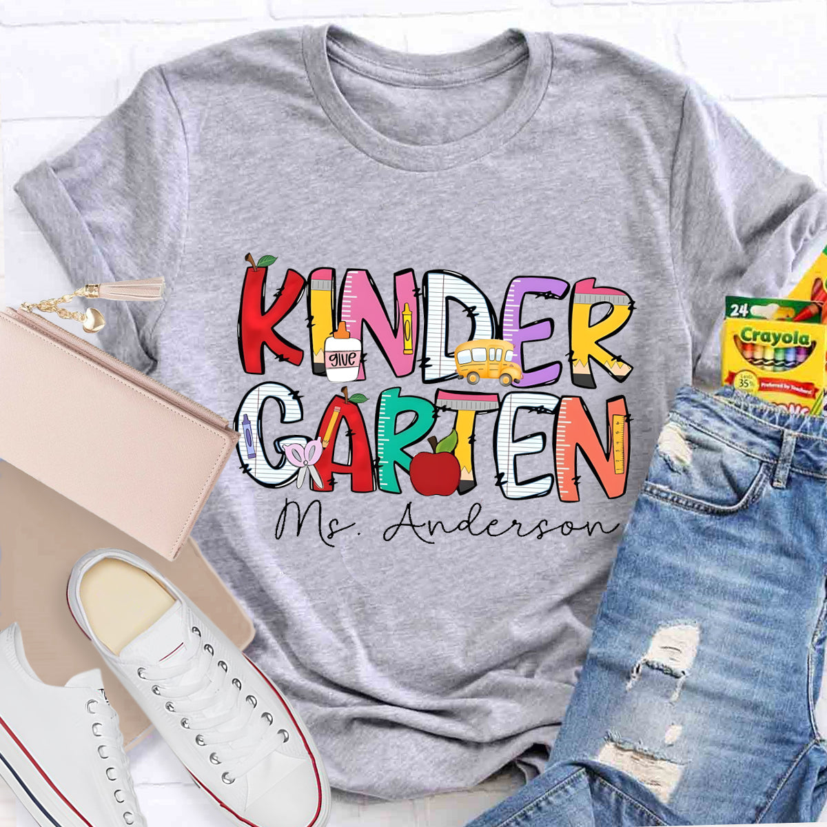 Personalized Kinder Garten Teacher's Name Apple Printed T-shirt