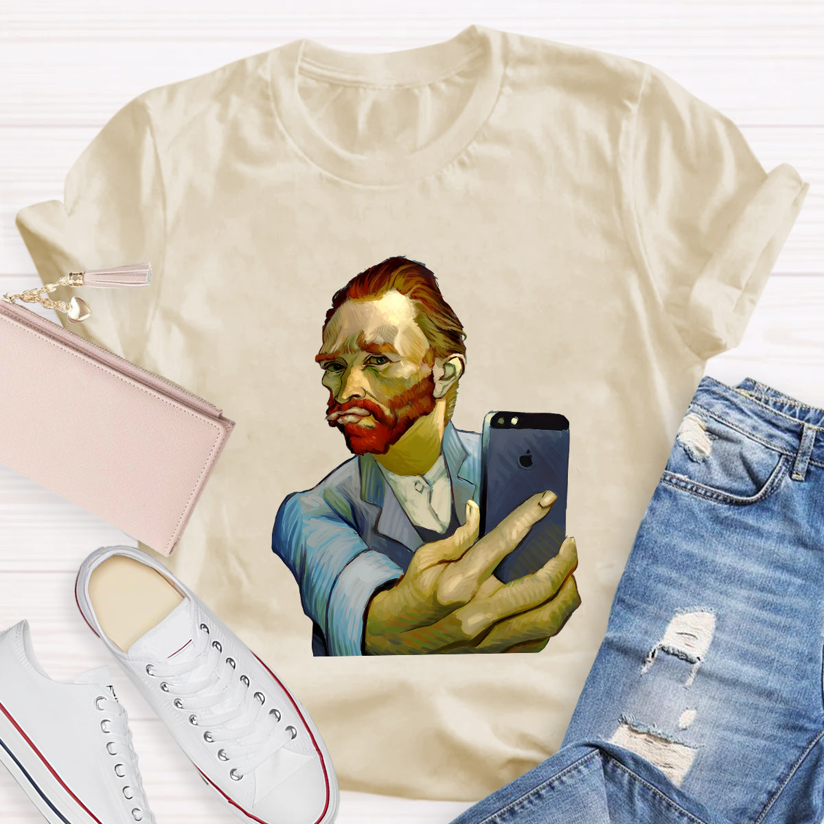 An Artist Who Loves Taking Photos T-Shirt