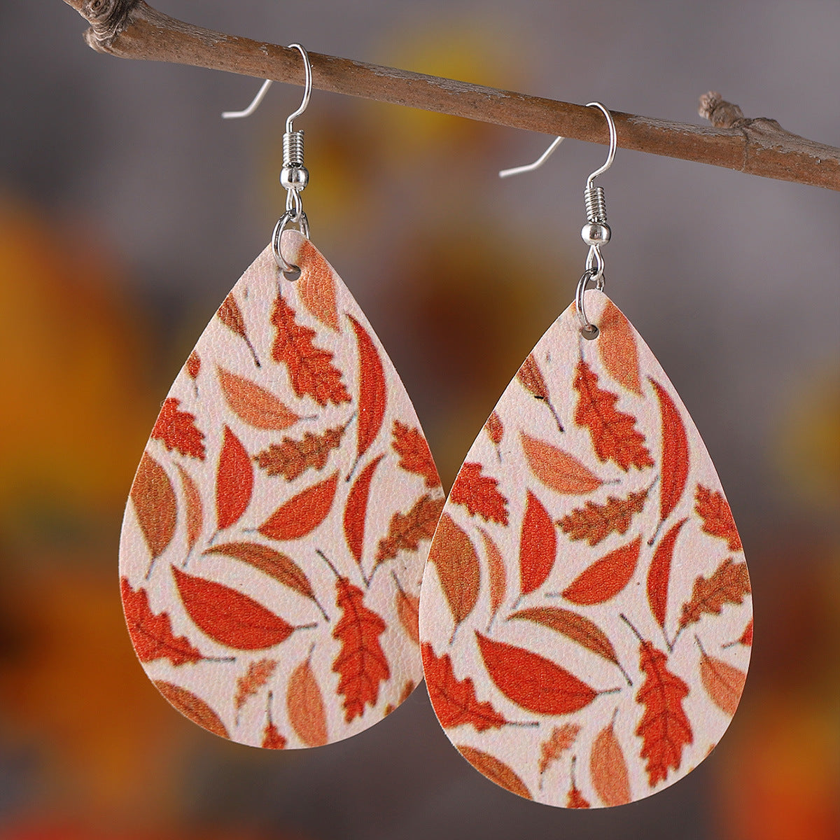 Maple Leaf Acorn Teardrop Pendant