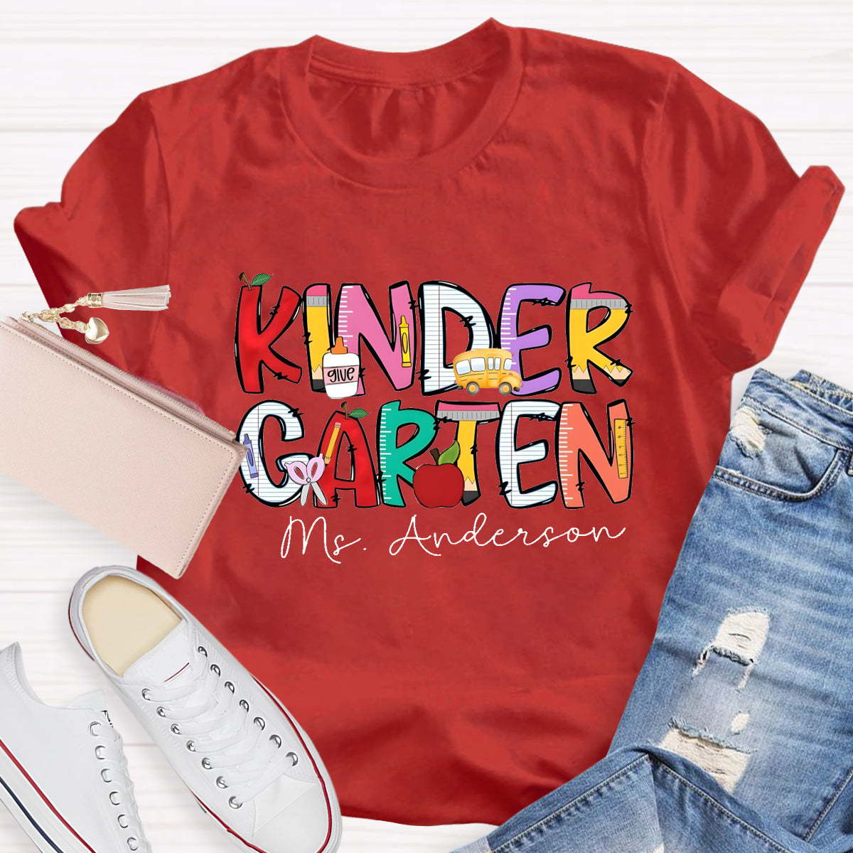 Personalized Kinder Garten Teacher's Name Apple Printed T-shirt
