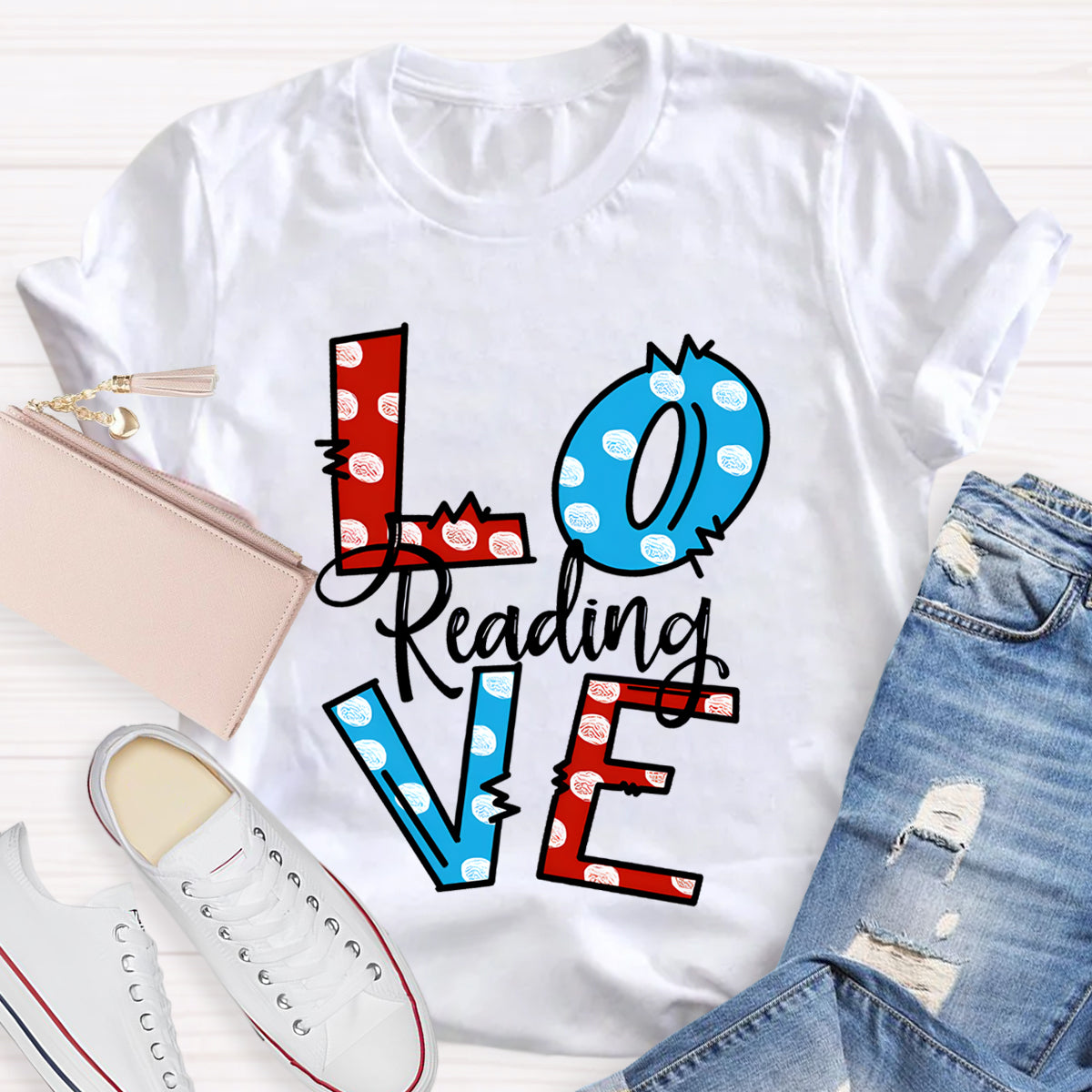 Love Reading Teacher T-Shirt