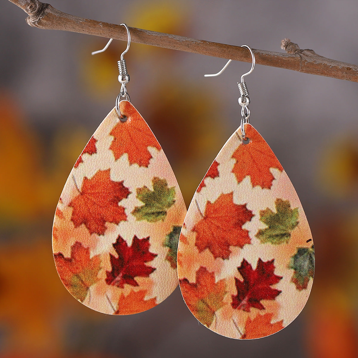 Maple Leaf Acorn Teardrop Pendant