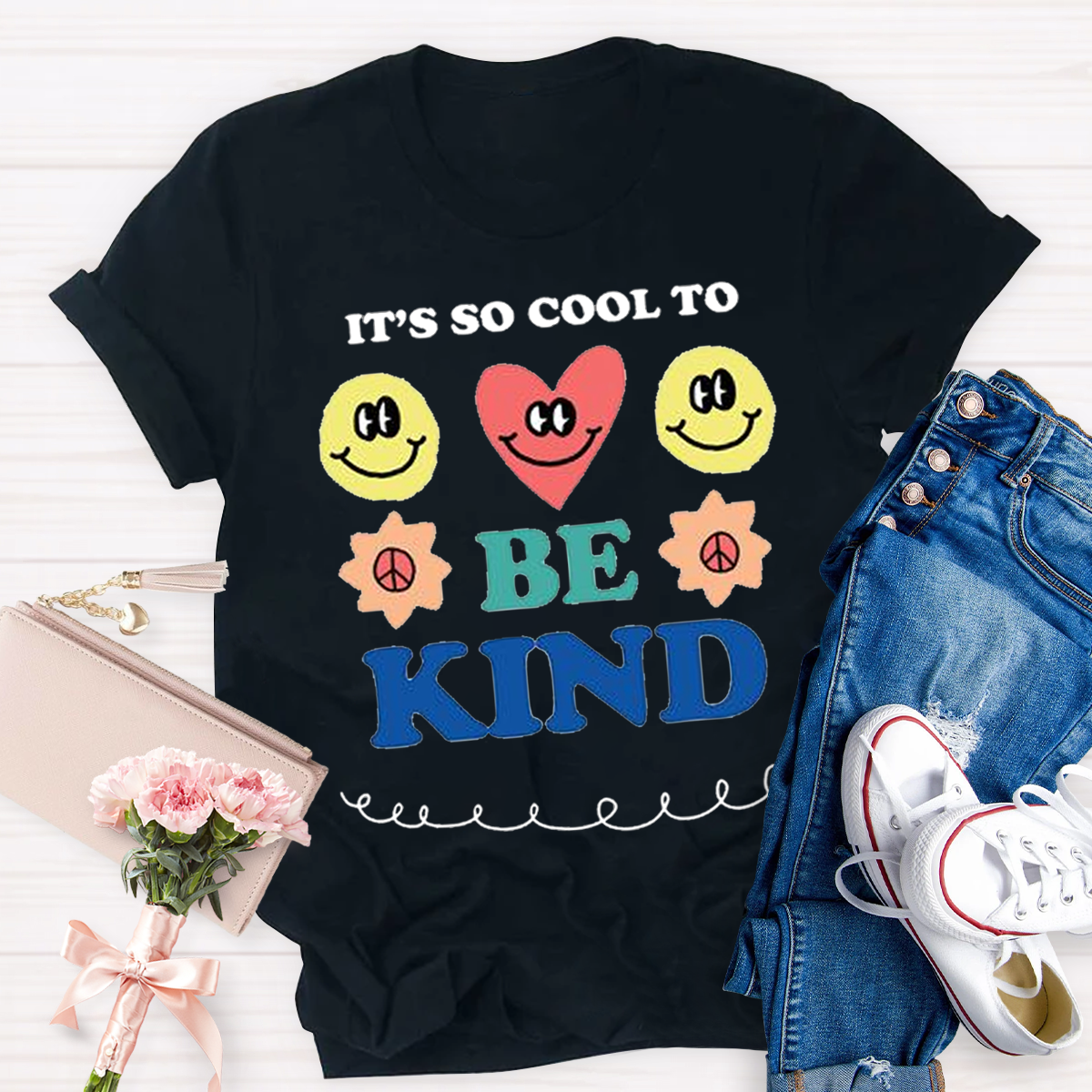 It‘s So Good To Be Kind Teacher T-Shirt