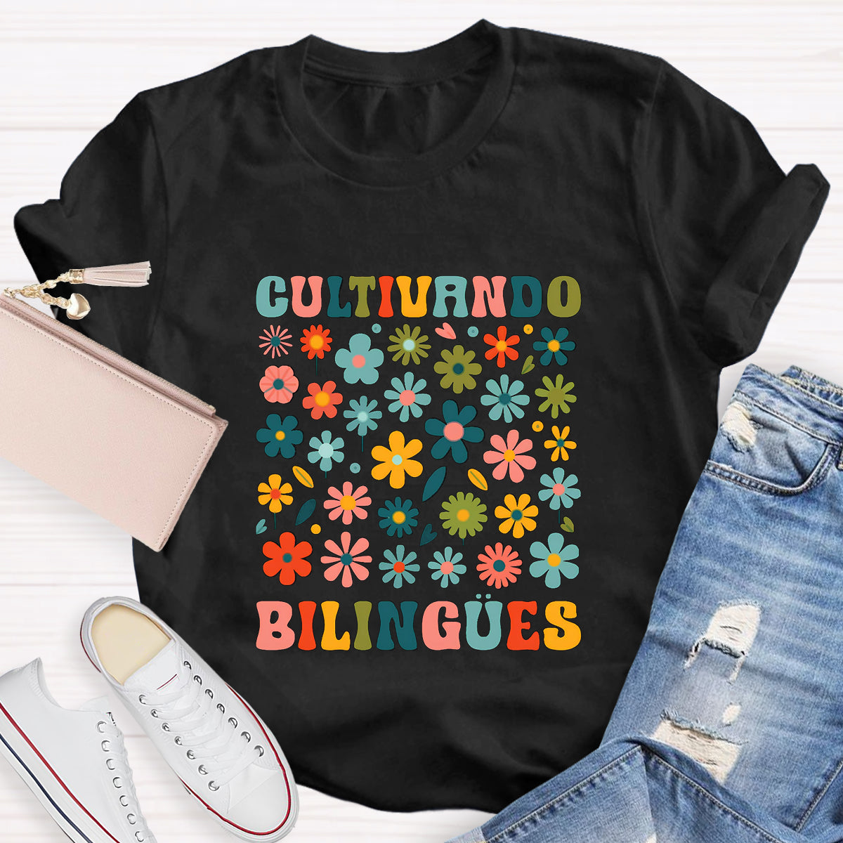 Cultivando Bilingues Spanish Teacher T-Shirt