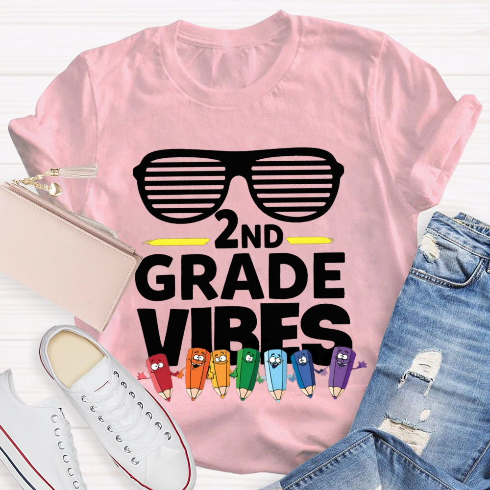 Personalized Grade 2nd Grade Vibes Glasses And Colored Pencils T-shirt