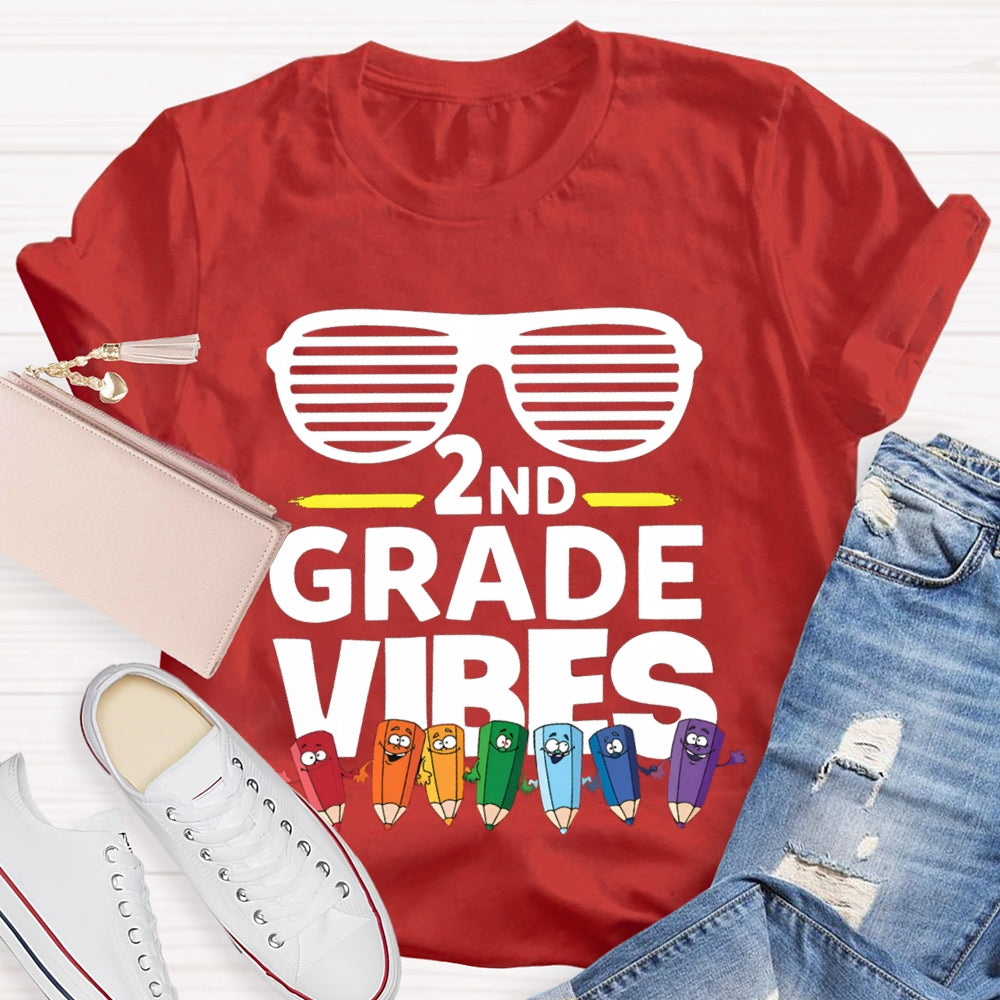 Personalized Grade 2nd Grade Vibes Glasses And Colored Pencils T-shirt