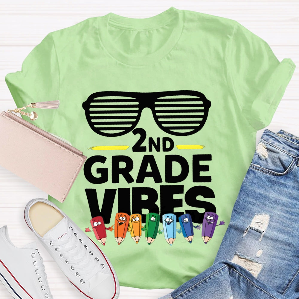 Personalized Grade 2nd Grade Vibes Glasses And Colored Pencils T-shirt