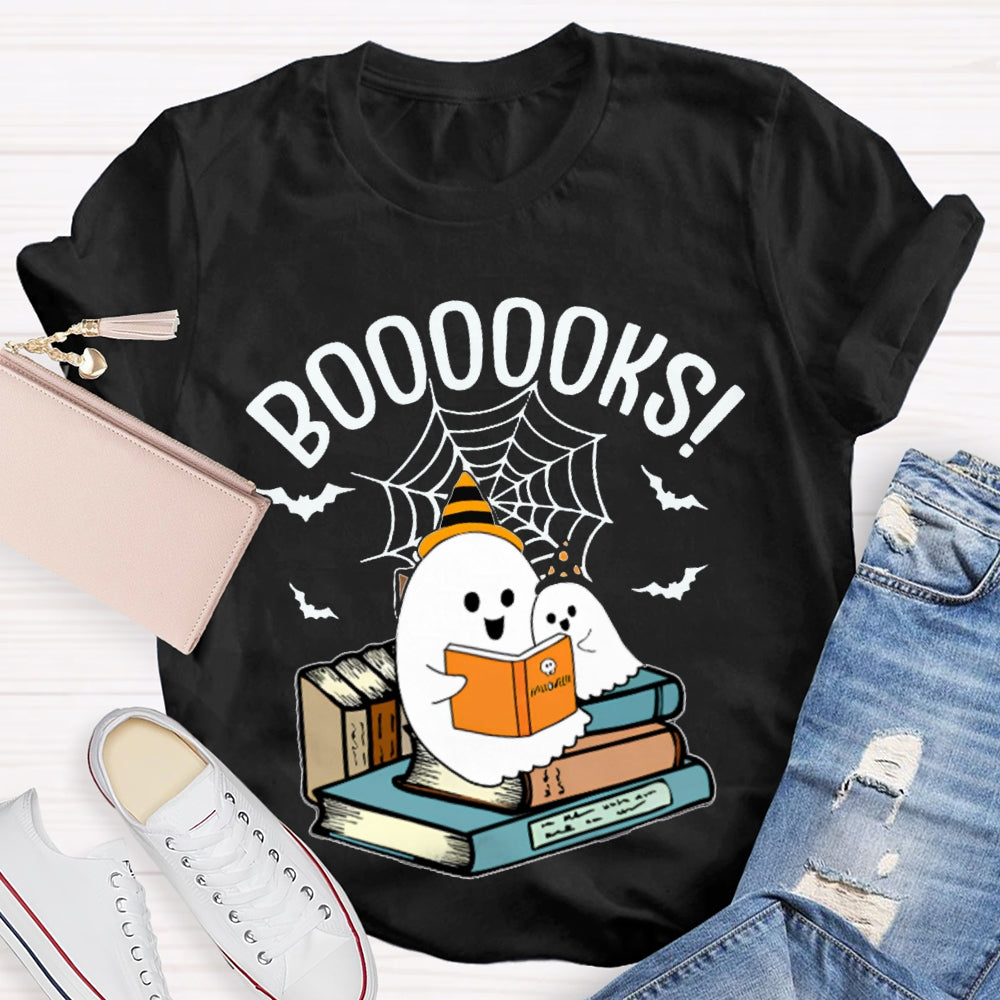 A Cute Ghost Who Loves Reading Funny Halloween T-shirt