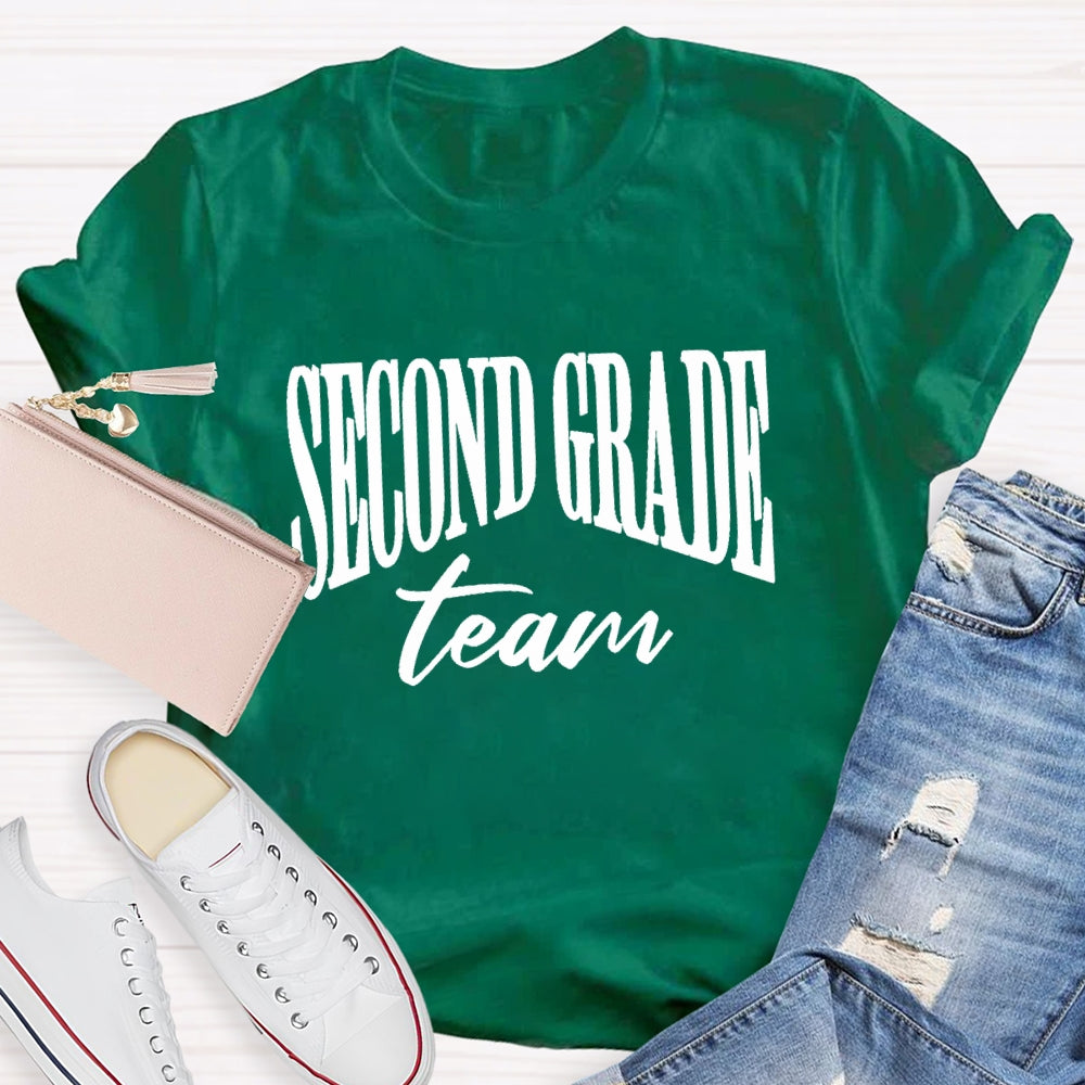 Personalized Grade Second Grade Team Slanted Letter Design T-Shirt