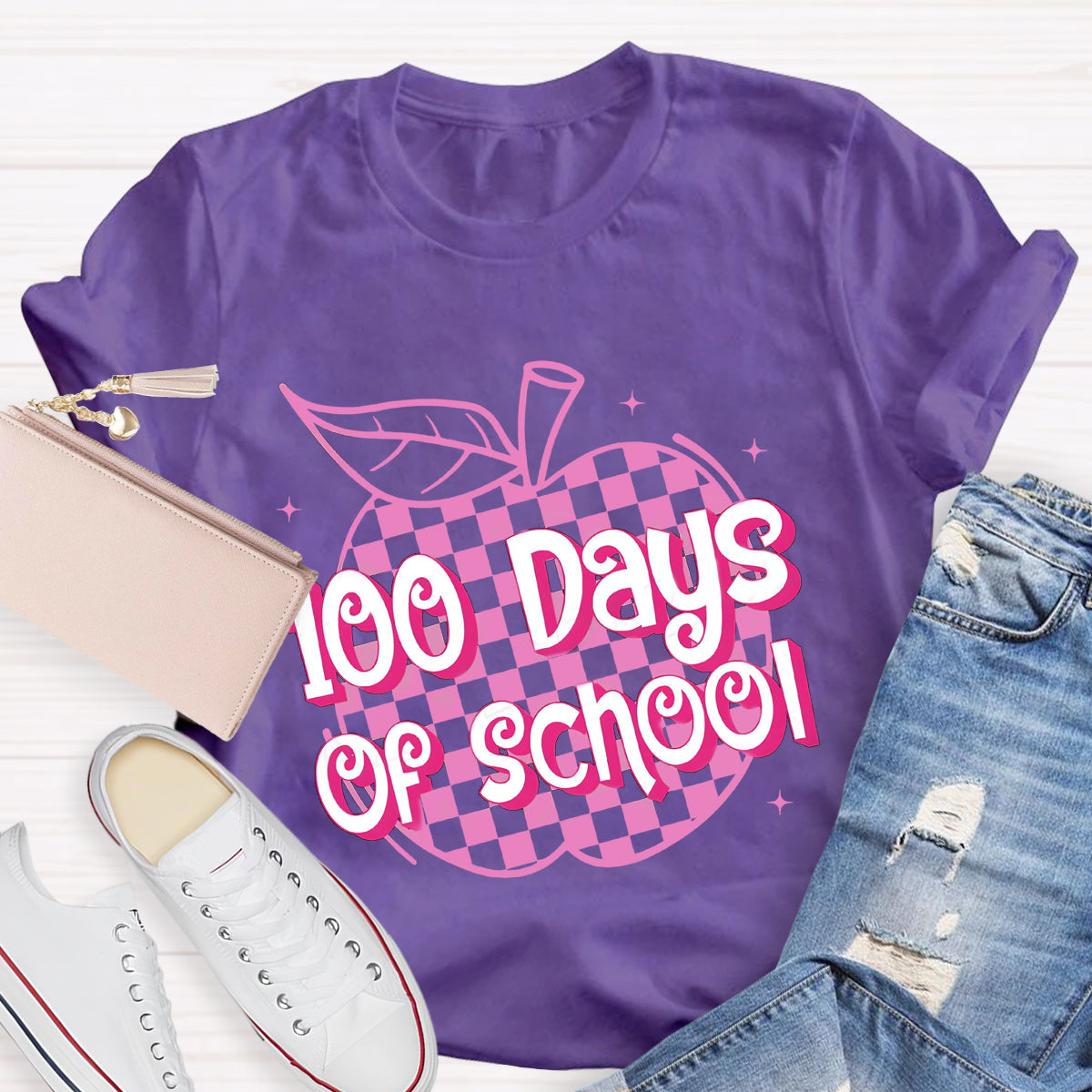 100 Days Of School Pink Apple Teacher T-Shirt