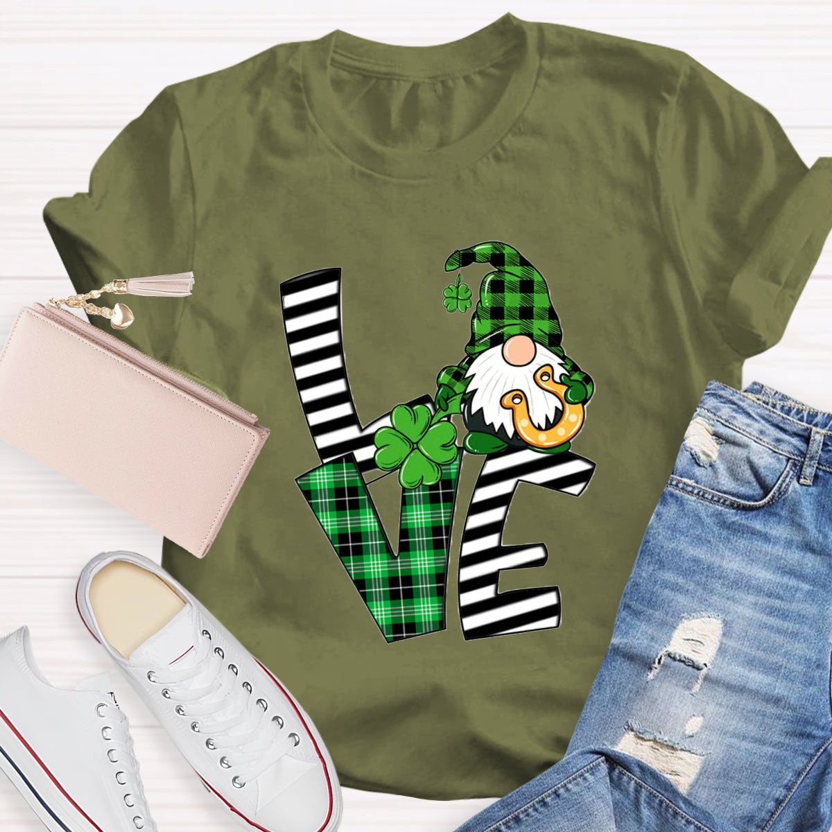 St Patrick's Day Love Gnome T-Shirt