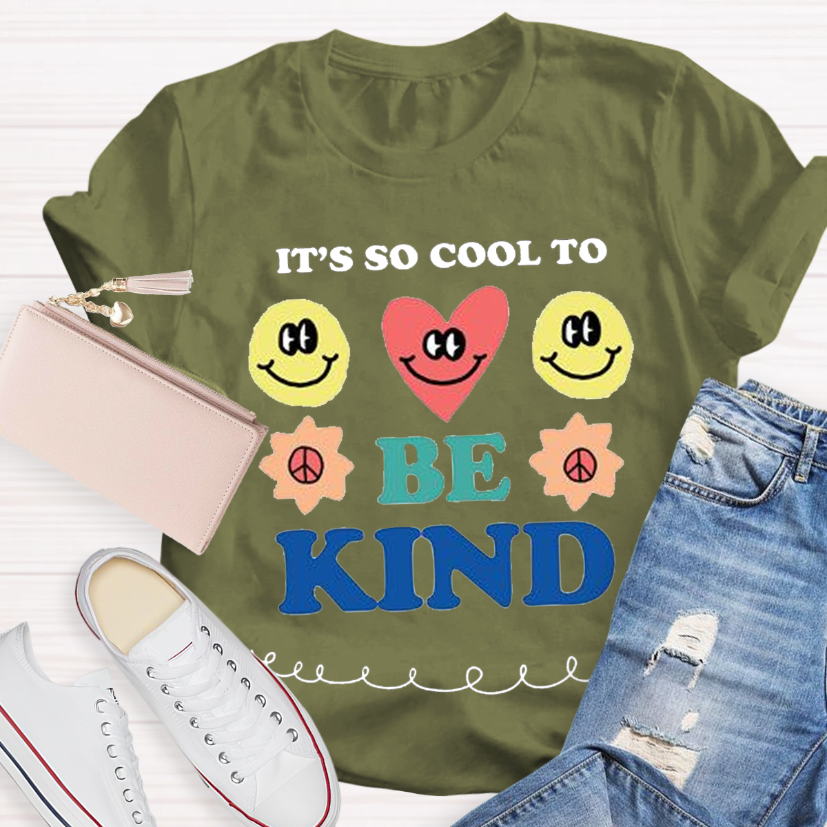 It‘s So Good To Be Kind Teacher T-Shirt