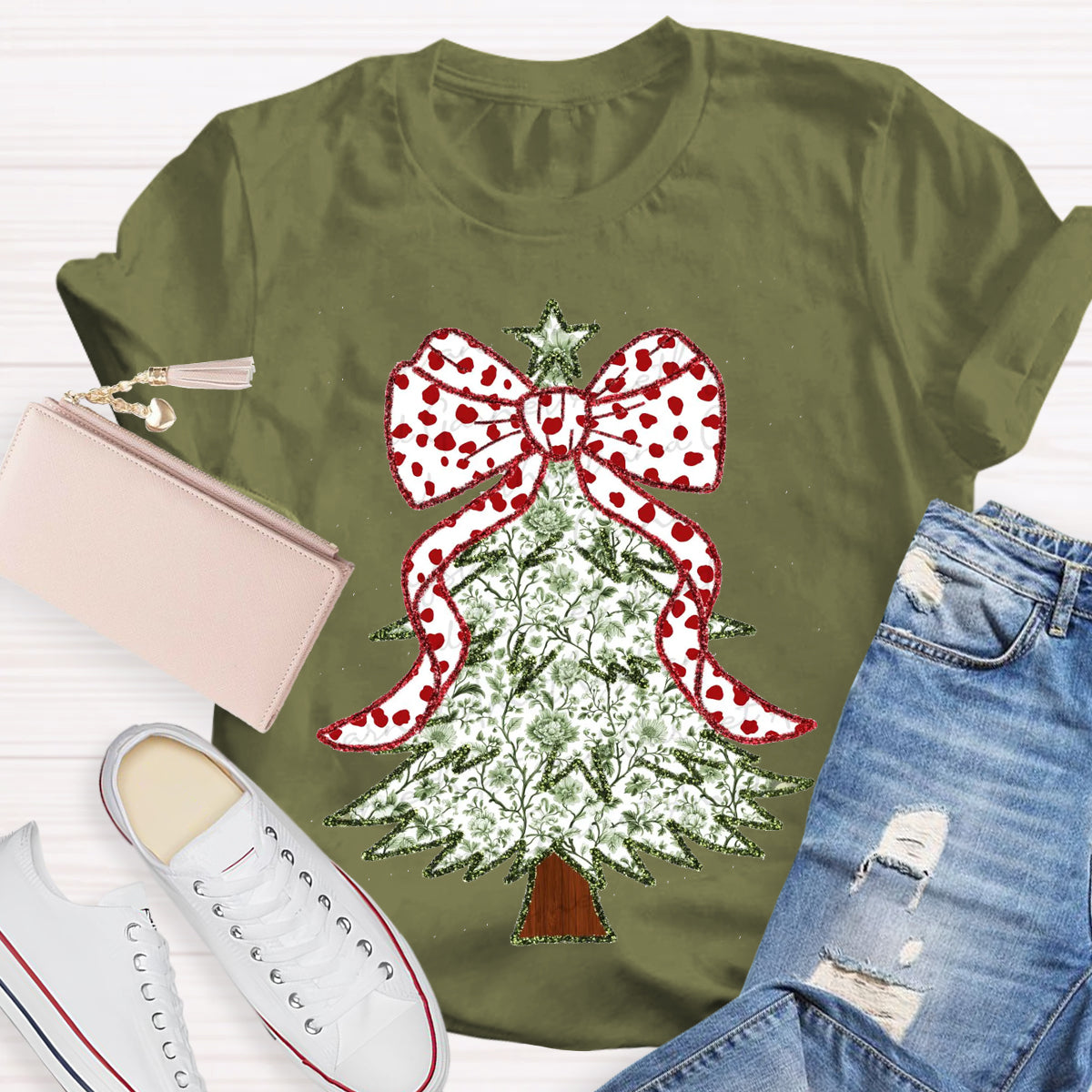 Red and Green Grandmillennial Coquette Gold Glitter Christmas Tree Teacher T-Shirt