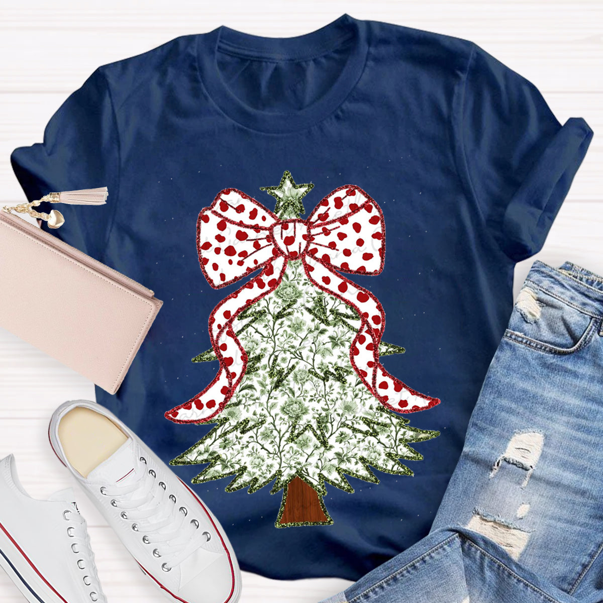 Red and Green Grandmillennial Coquette Gold Glitter Christmas Tree Teacher T-Shirt