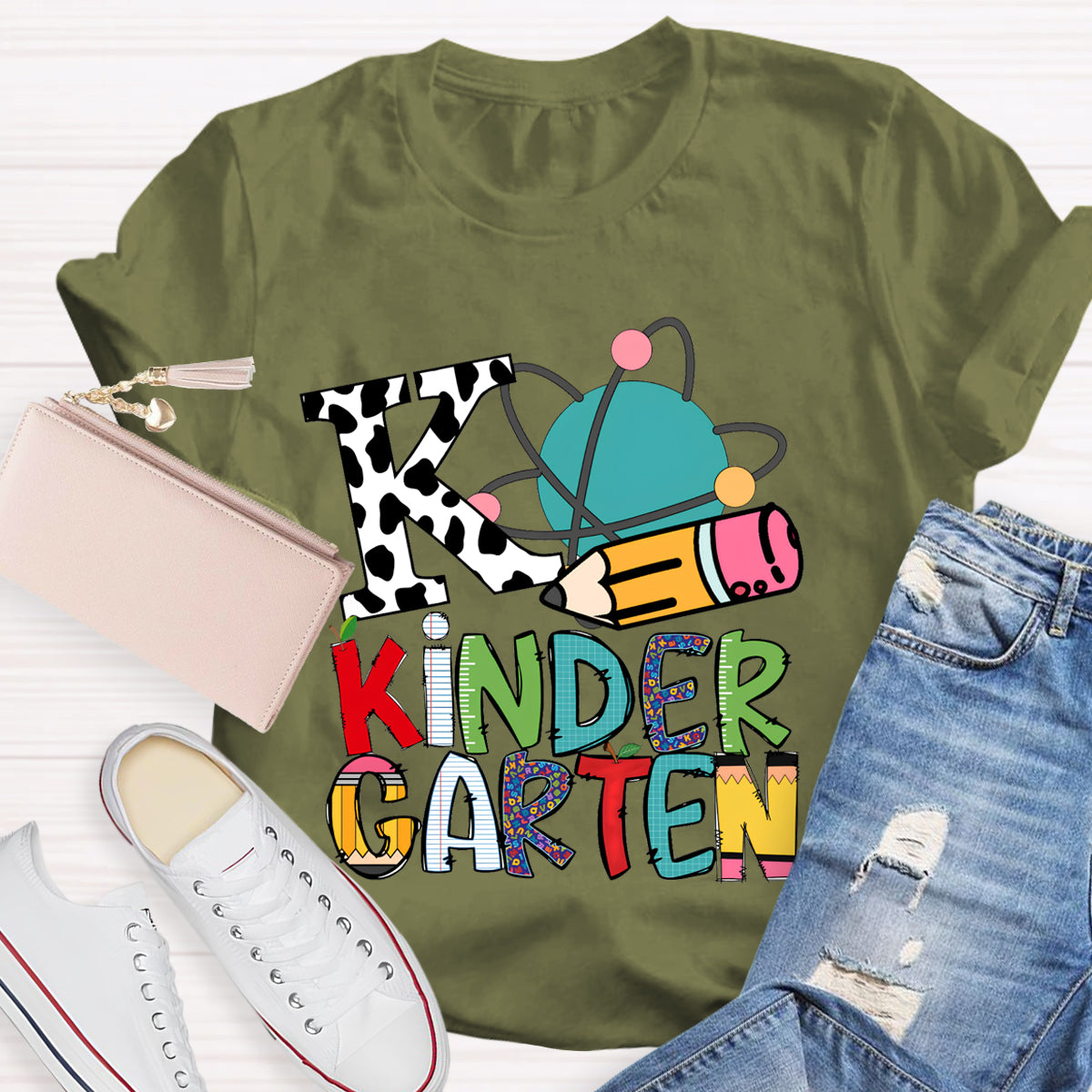 Personalized Grade Teacher Leopard Pencil Design T-Shirt