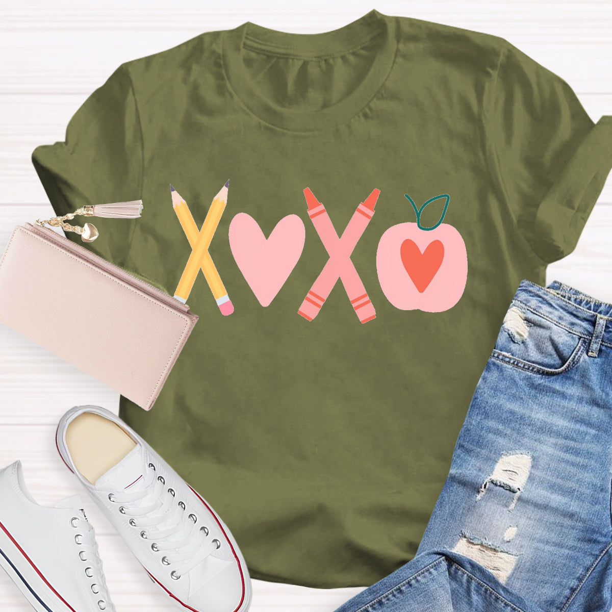 Valentine's Day Pencil Crayon Apple Teacher T-Shirt