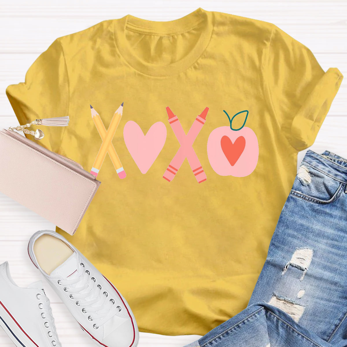 Valentine's Day Pencil Crayon Apple Teacher T-Shirt