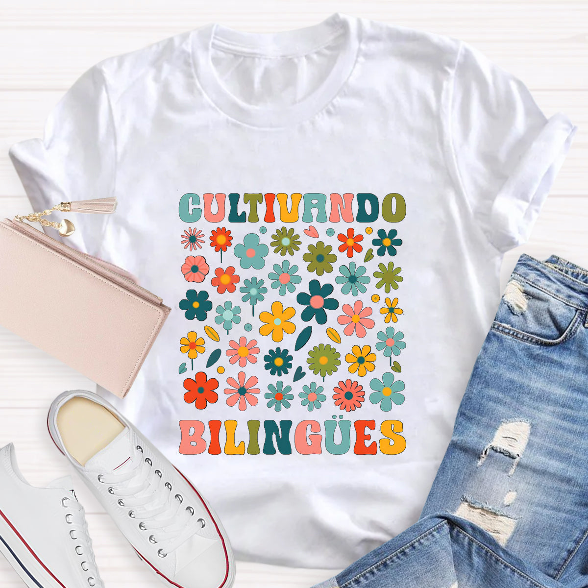 Cultivando Bilingues Spanish Teacher T-Shirt