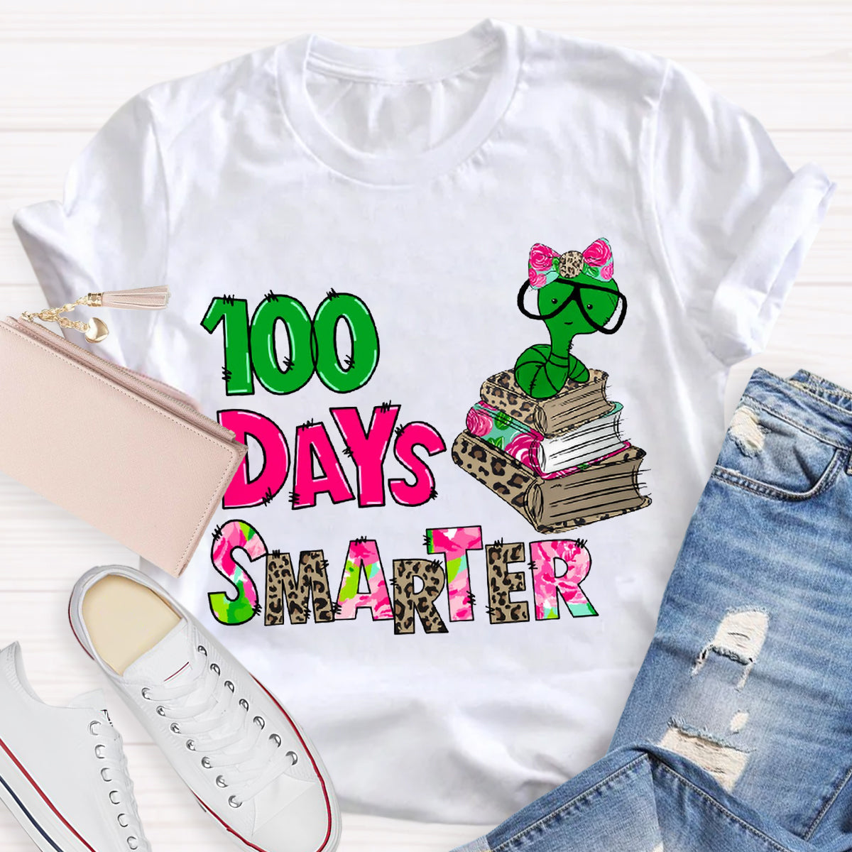 100 Days Smarter Caterpillar Wearing Glasses Teacher T-Shirt