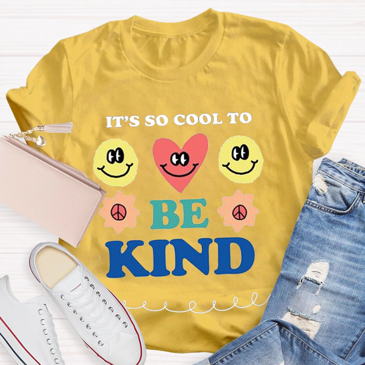 It‘s So Good To Be Kind Teacher T-Shirt