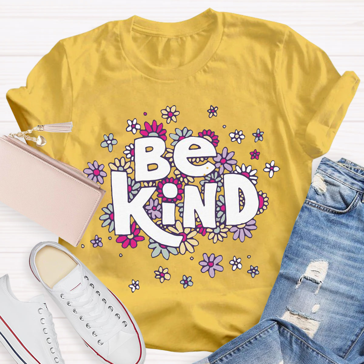 Cute Flower Be Kind Teacher T-Shirt