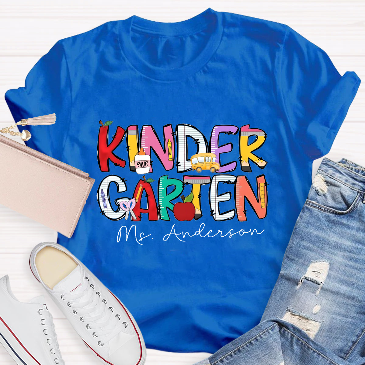 Personalized Kinder Garten Teacher's Name Apple Printed T-shirt