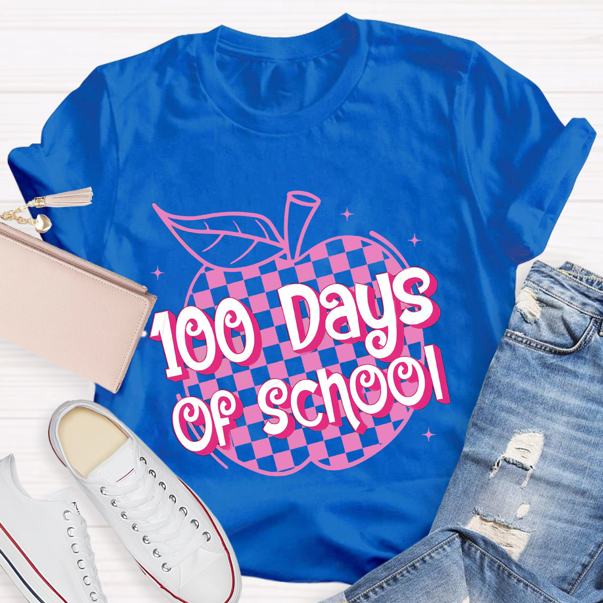 100 Days Of School Pink Apple Teacher T-Shirt