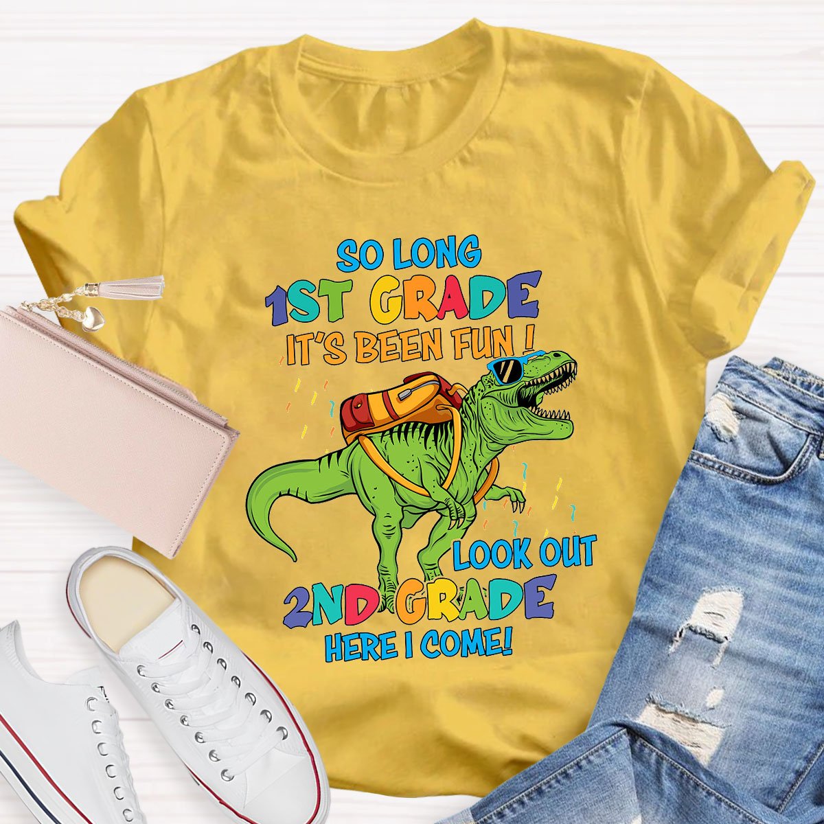 Personalized Grade Dinosaur Carrying A Schoolbag T-Shirt