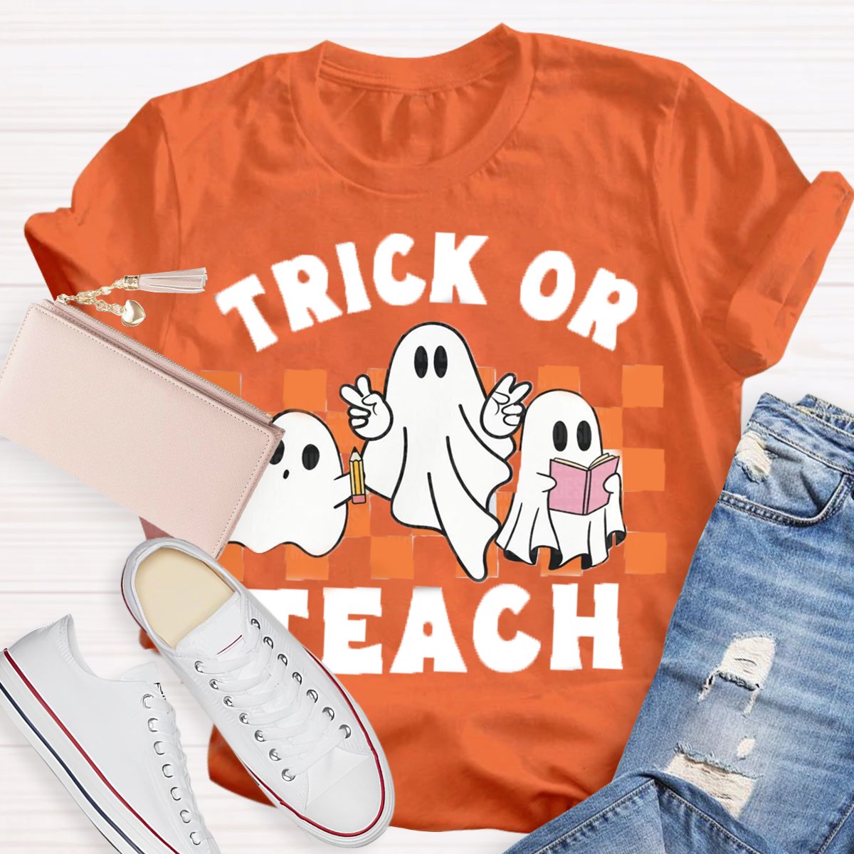 Trick Or Teach Halloween Teachers T-Shirt