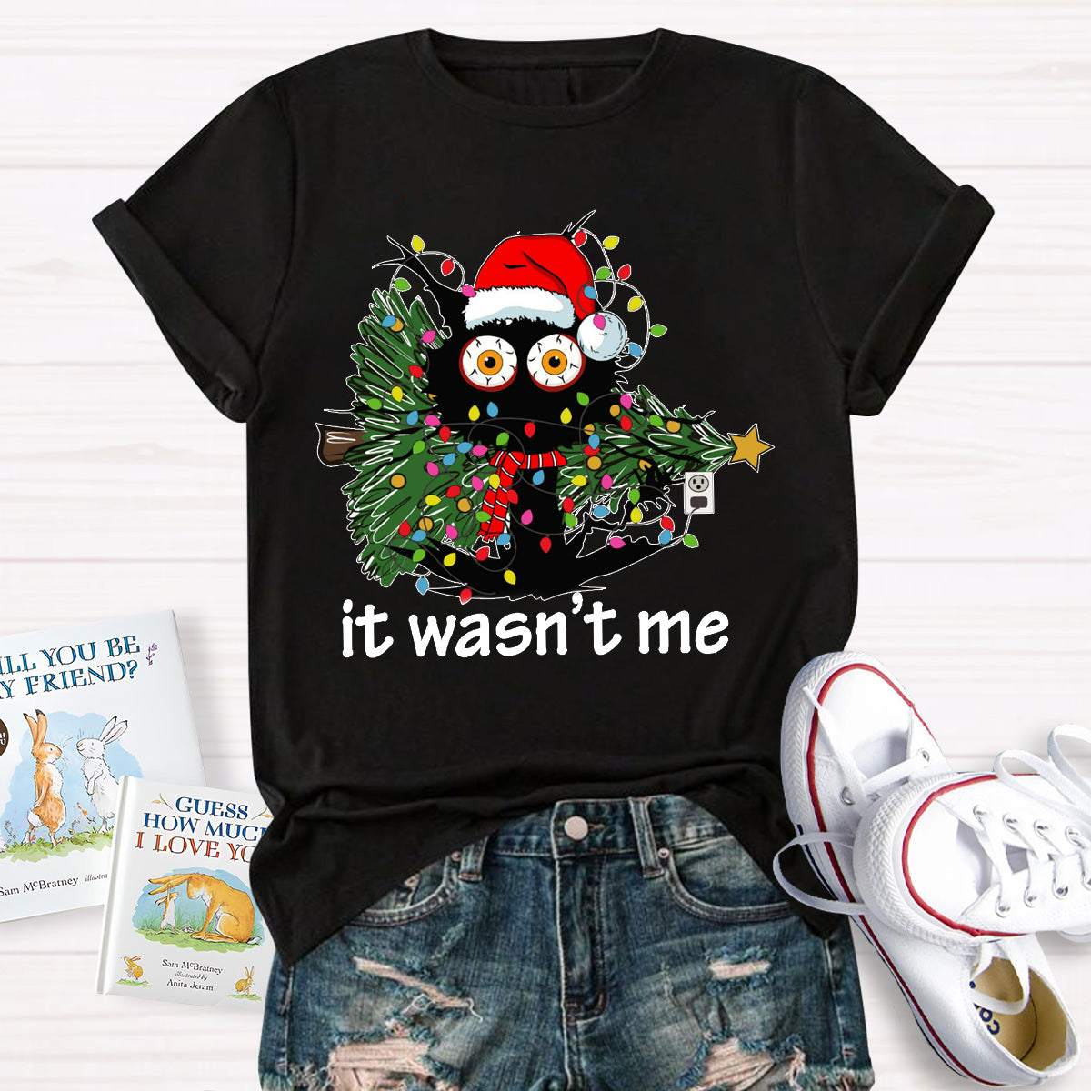 It Wasn't Me Christmas Teacher T-Shirt