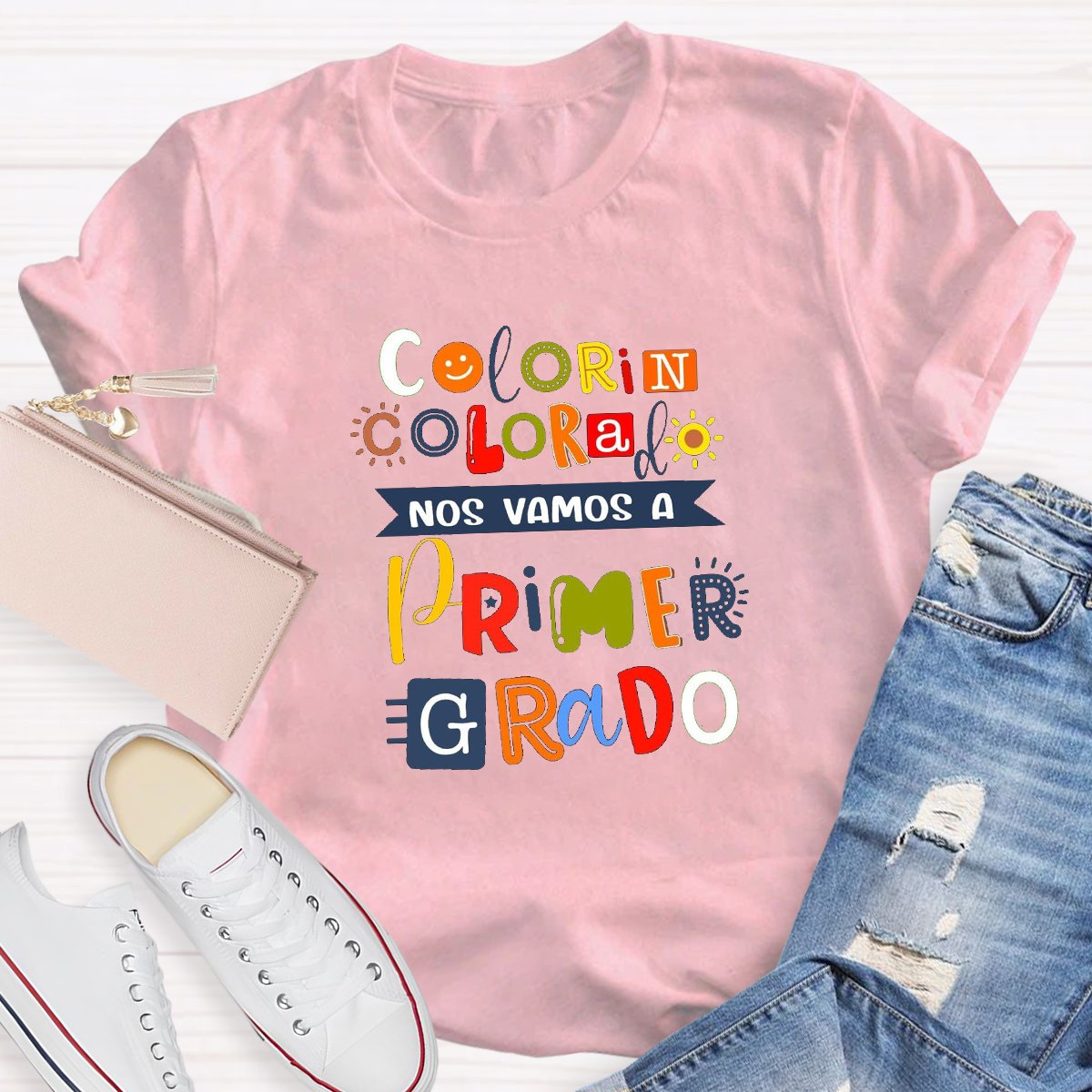 Colorin Colorado Nos Vemos En Primer Grado Teacher T-Shirt