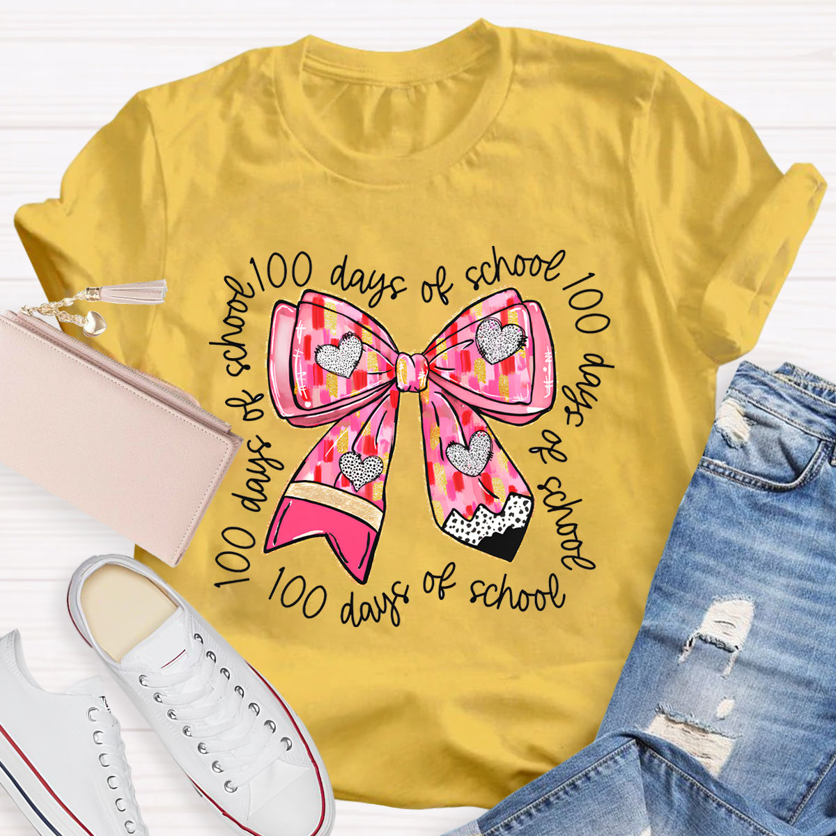 100 Days Of School Teacher Pink Bow T-Shirt